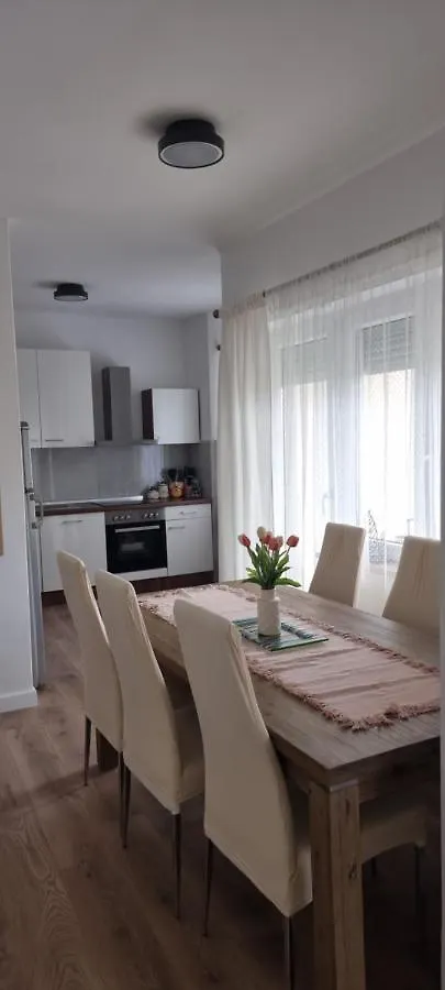Bruno'S House Apartment Pula