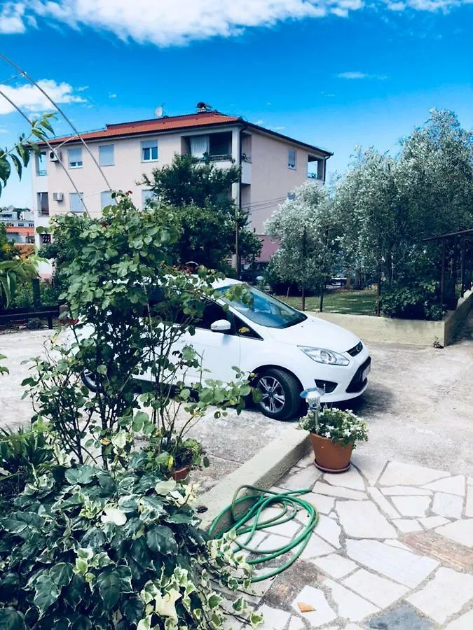 Bruno'S House Apartment Pula